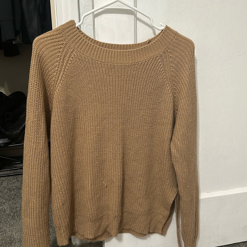 Long sleeve knit